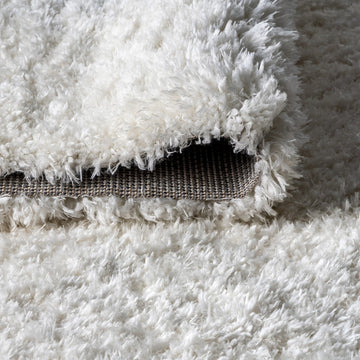 Aydin Solid Plush Shag Area Rug